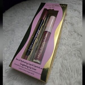 The Beauty Crop lipped cream lip kit bnib and sealed